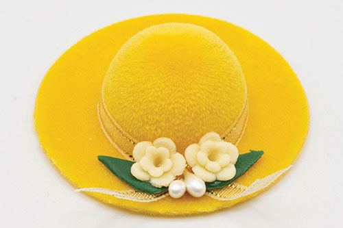 IM64002 - Yellow Hat with Flowers  ()